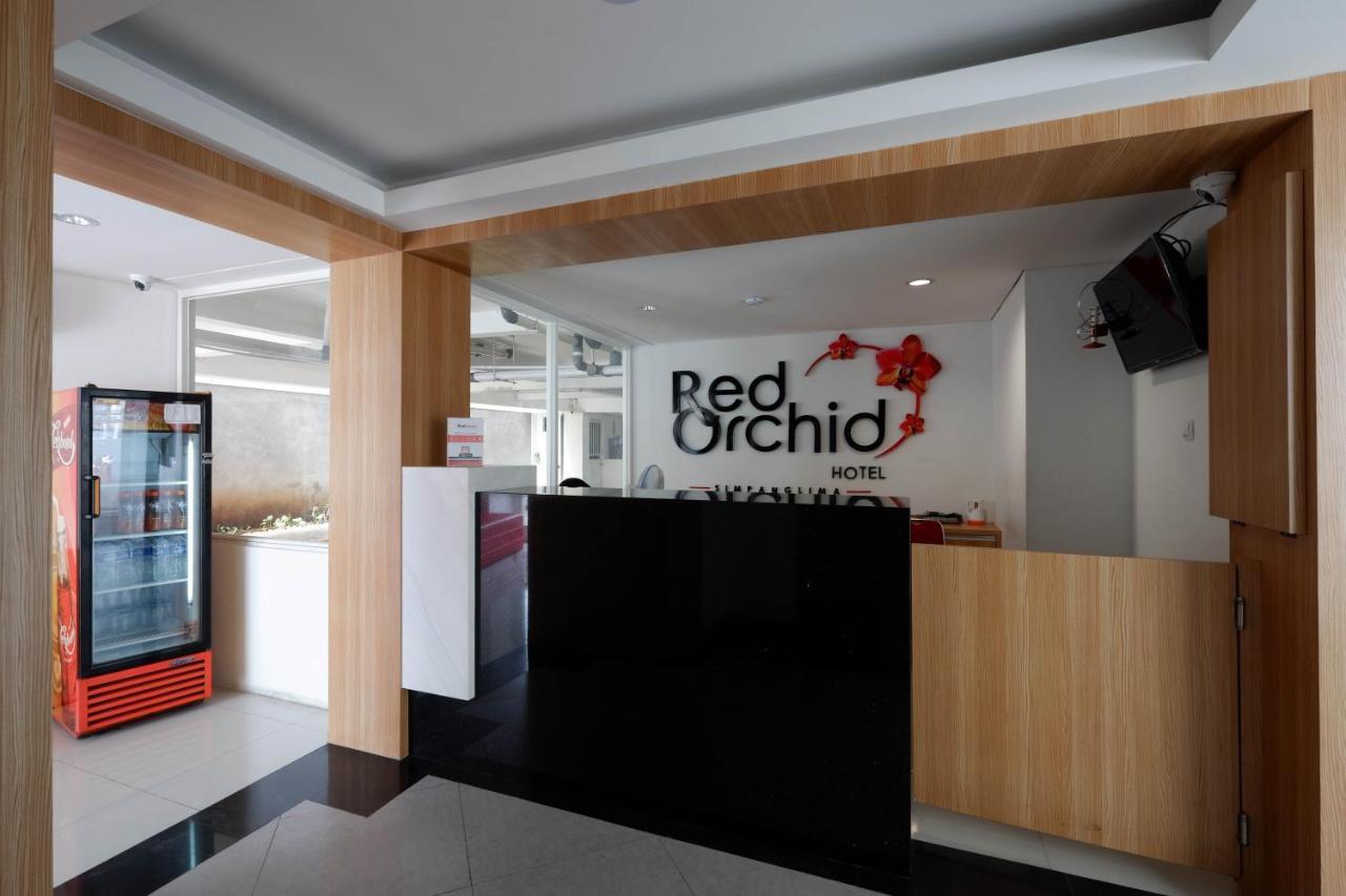 Reddoorz Near Ciputra Mall Simpang Lima Hotel 3*