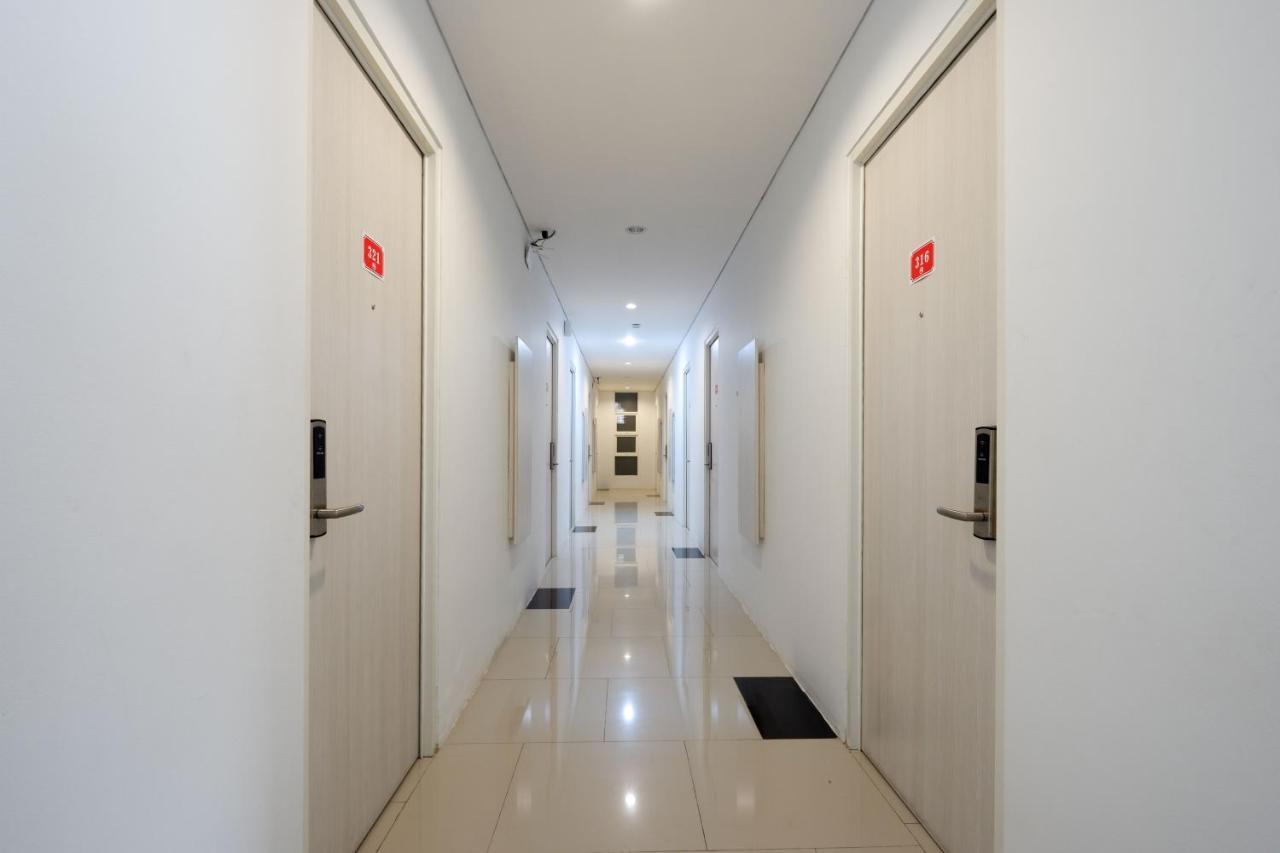 Hotel Reddoorz Near Ciputra Mall Simpang Lima